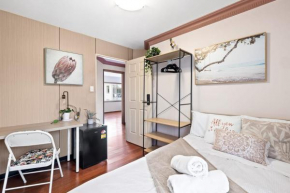 Double Room in Gordon near Train & Bus Sleeps 1 - Shared Bathroom Pymble